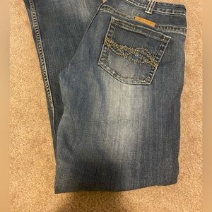 Don’t Fence Me In 32x33